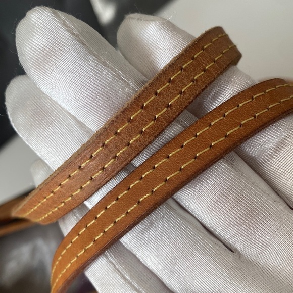 Louis Vuitton Neverfull MM Monogram - Picture 17 of 17